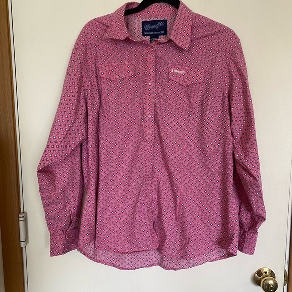 Pink wranglers, western shirt, XXL button down pink and white - Picture 1 of 8